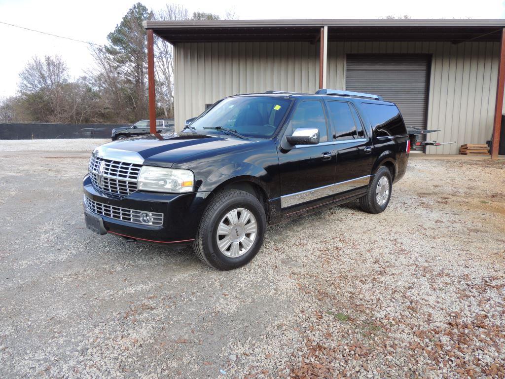 2012 Lincoln Navigator Base's photo