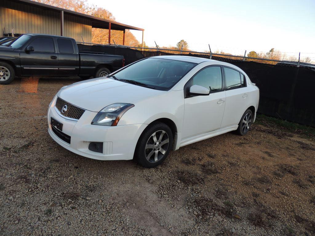 2011 Nissan Sentra's photo