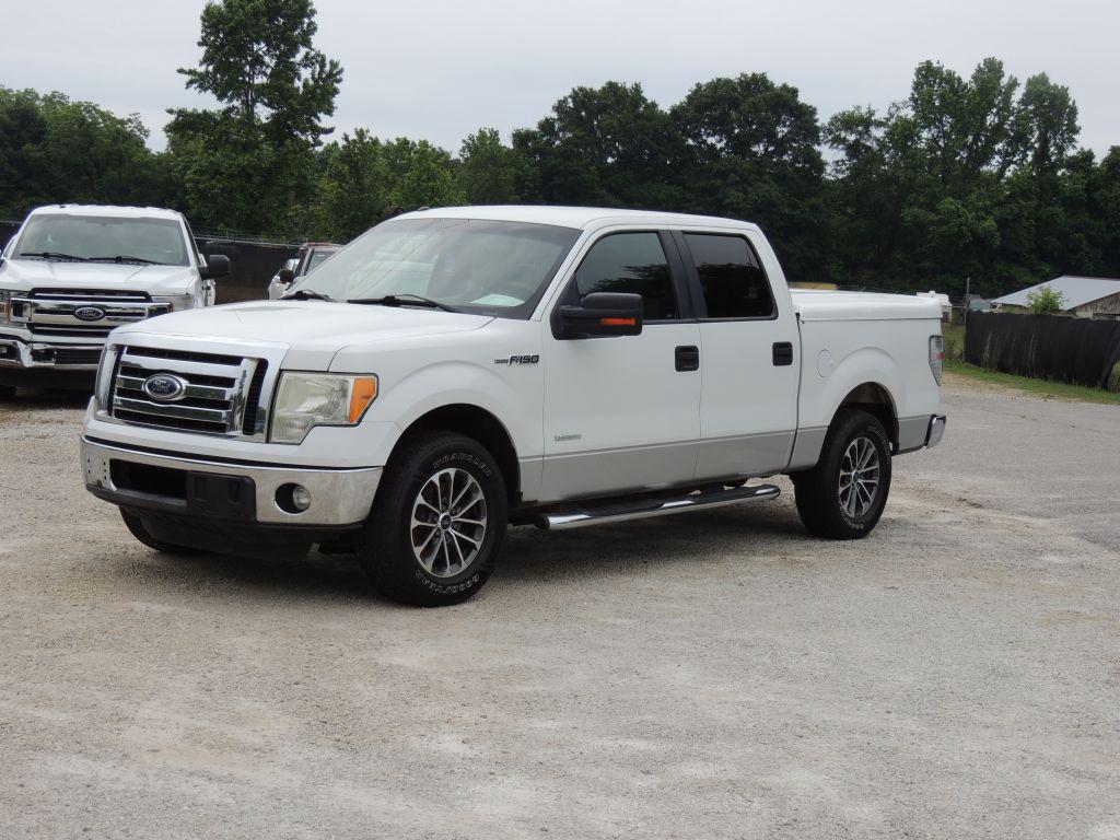 2011 Ford F-150 XLT SuperCrew 145-in's photo
