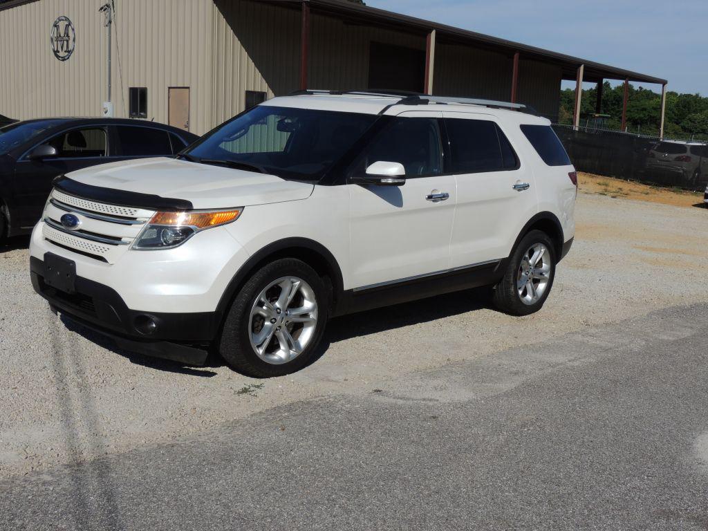2015 Ford Explorer Limited 4x4's photo