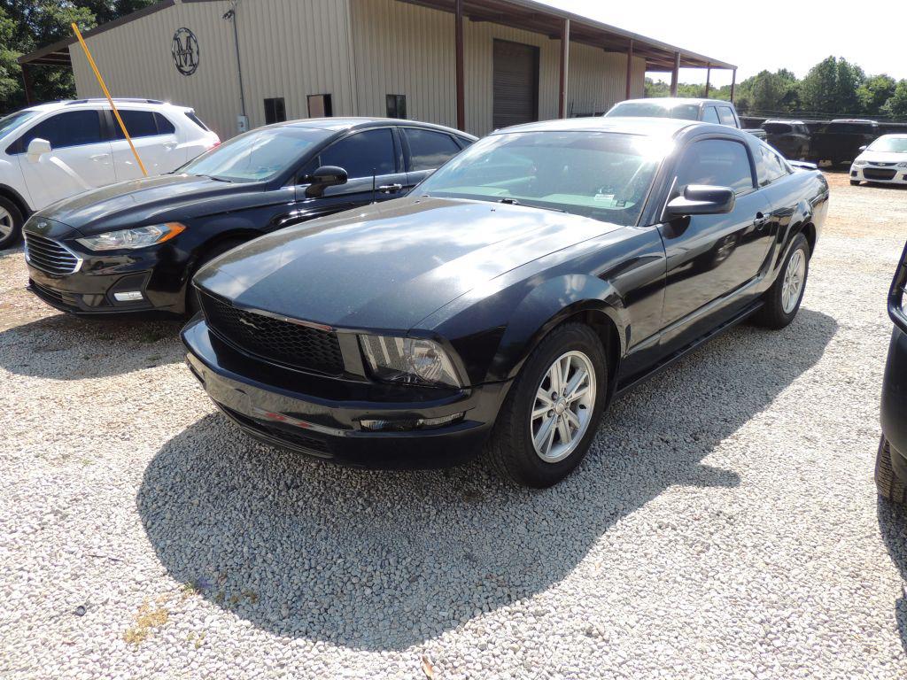 2007 Ford Mustang's photo