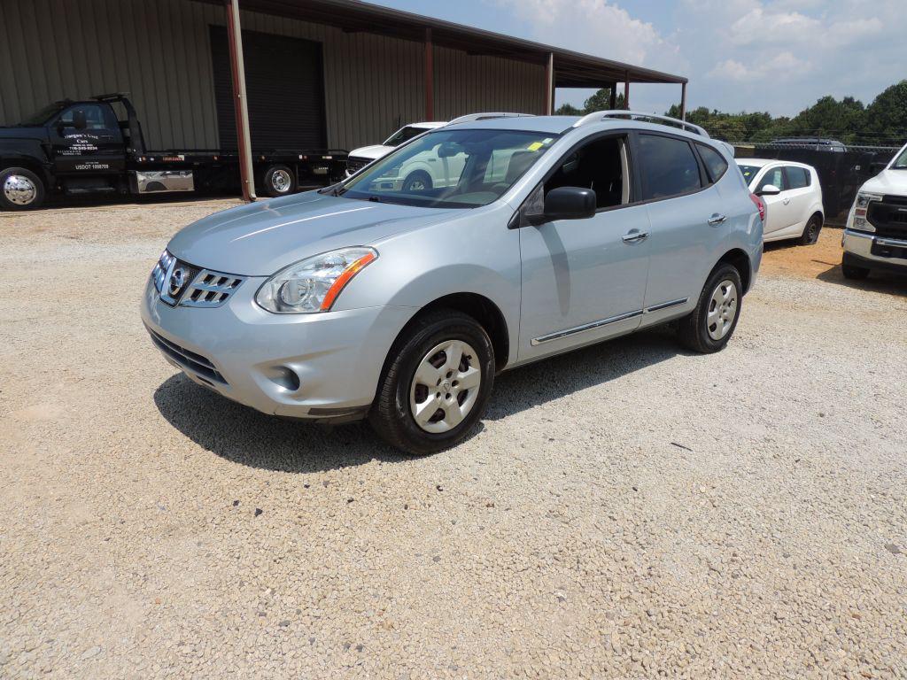 2015 Nissan Rogue Select S FWD's photo